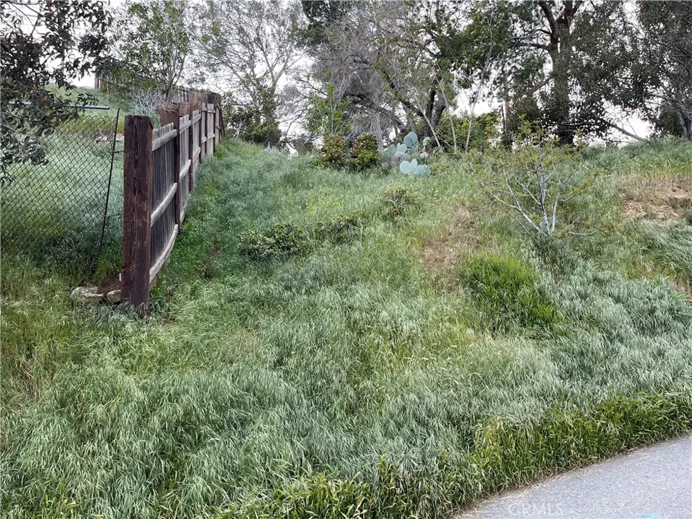 Aucas Dr Chatsworth, CA 91311