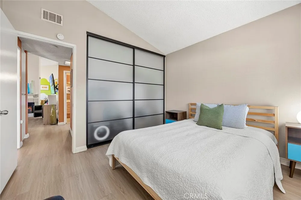2369 S Reservoir Pomona, CA 91766