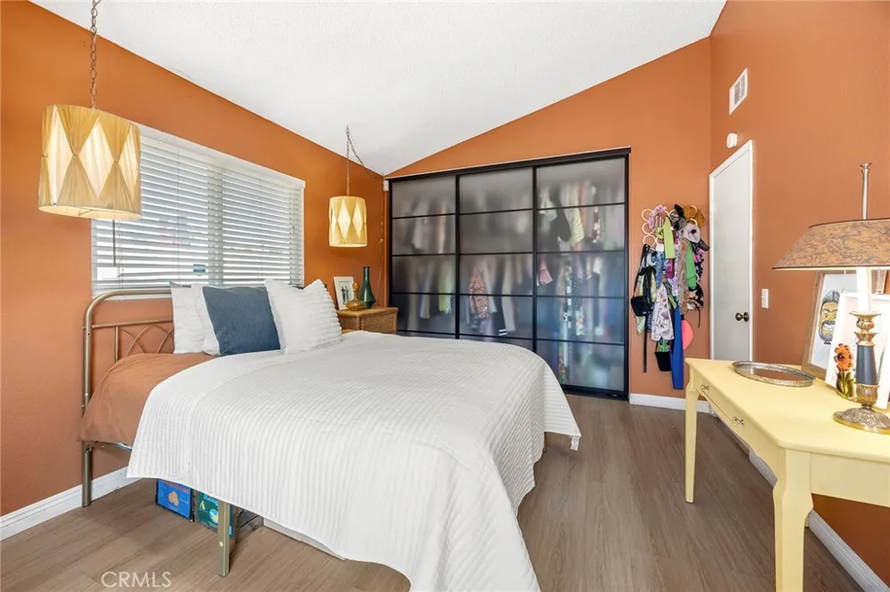 2369 S Reservoir Pomona, CA 91766