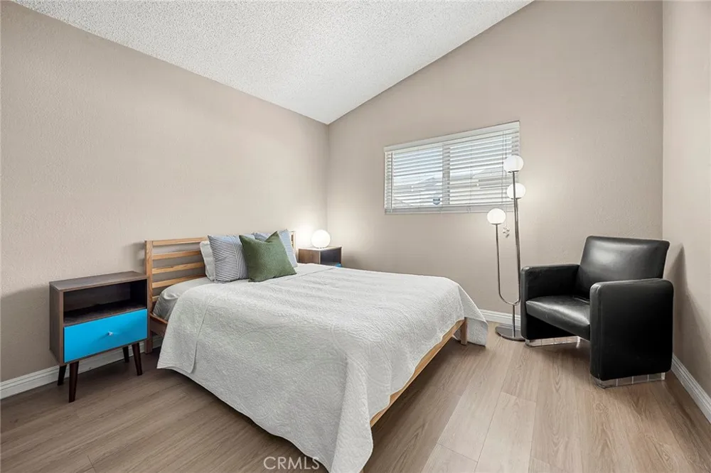 2369 S Reservoir Pomona, CA 91766
