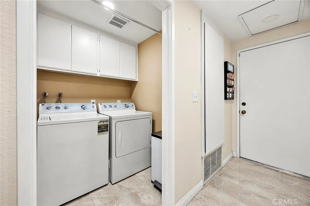 2369 S Reservoir Pomona, CA 91766
