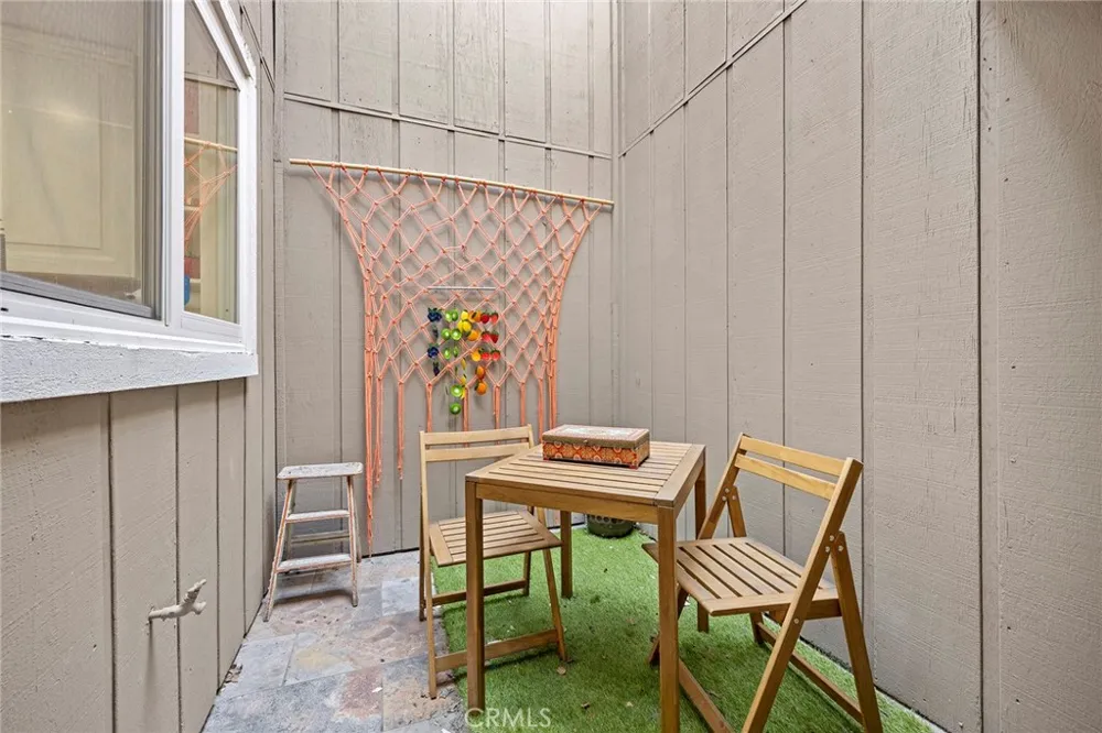 2369 S Reservoir Pomona, CA 91766