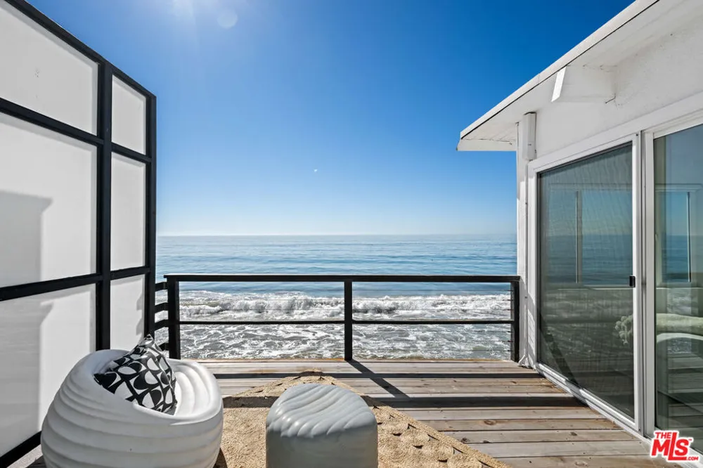 25154 Malibu Road #2 Malibu, CA 90265