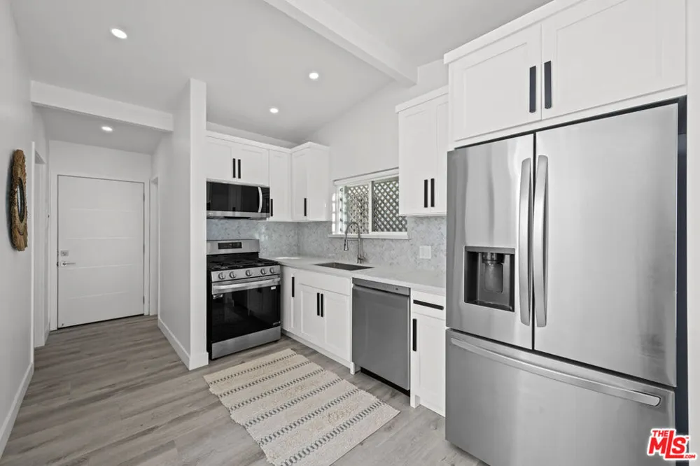 25154 Malibu Road #2 Malibu, CA 90265