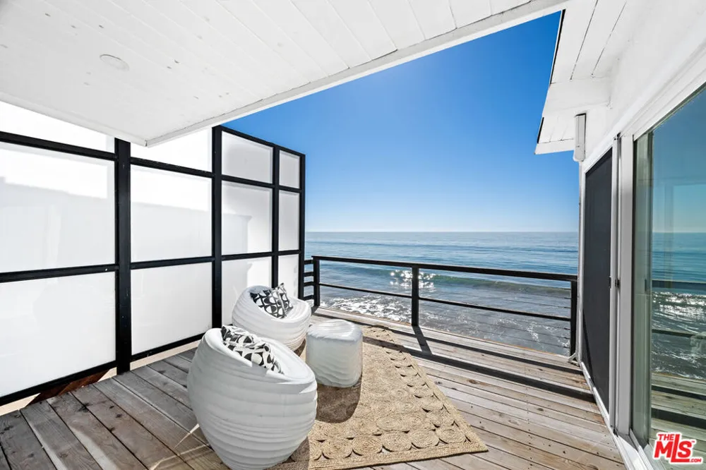 25154 Malibu Road #2 Malibu, CA 90265