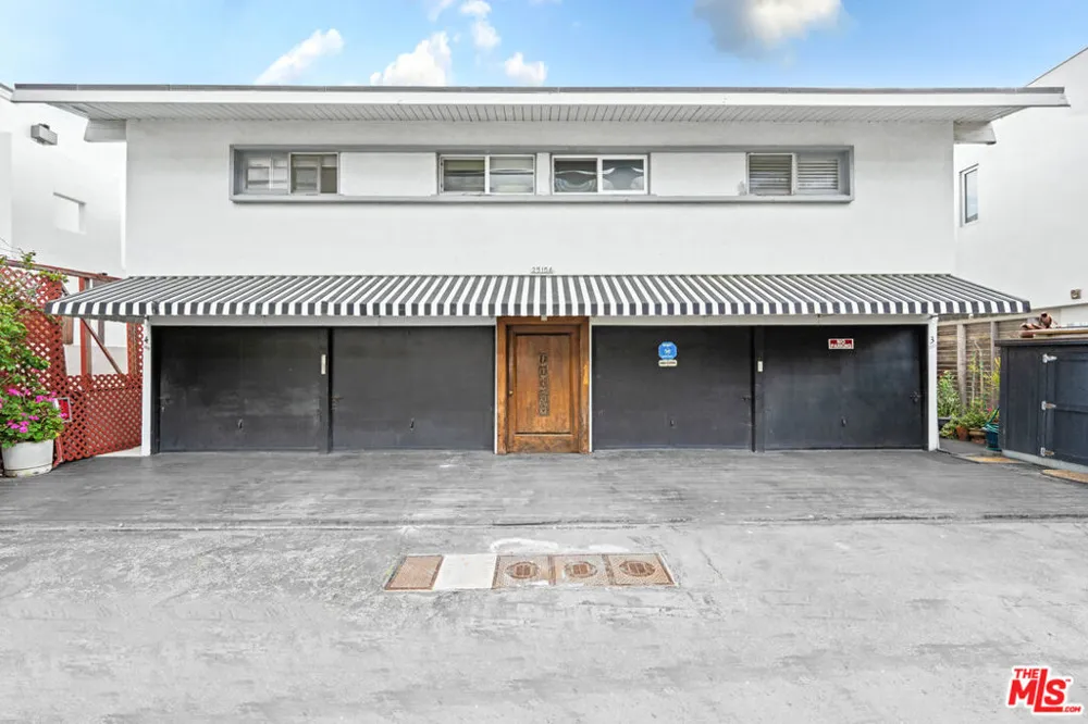25154 Malibu Road #2 Malibu, CA 90265