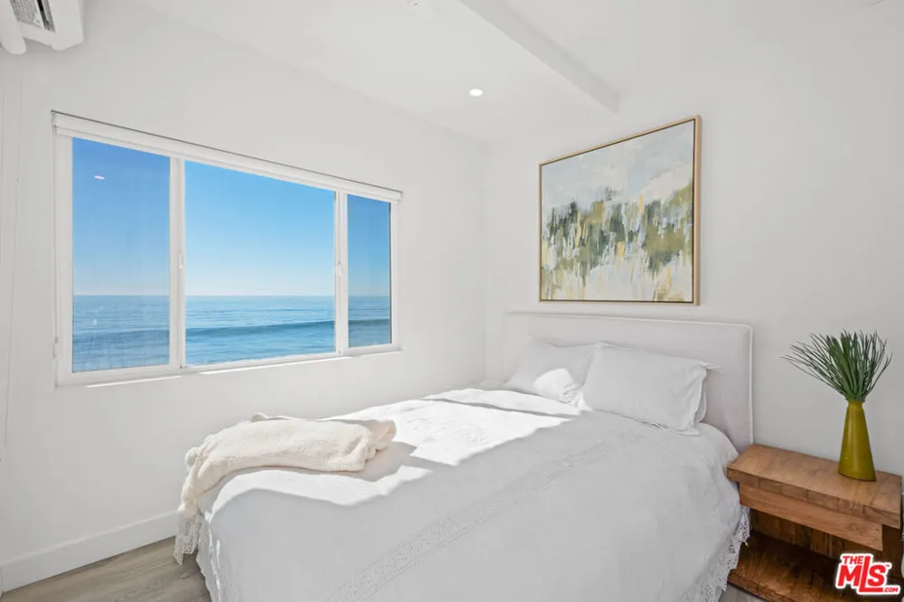 25154 Malibu Road #2 Malibu, CA 90265