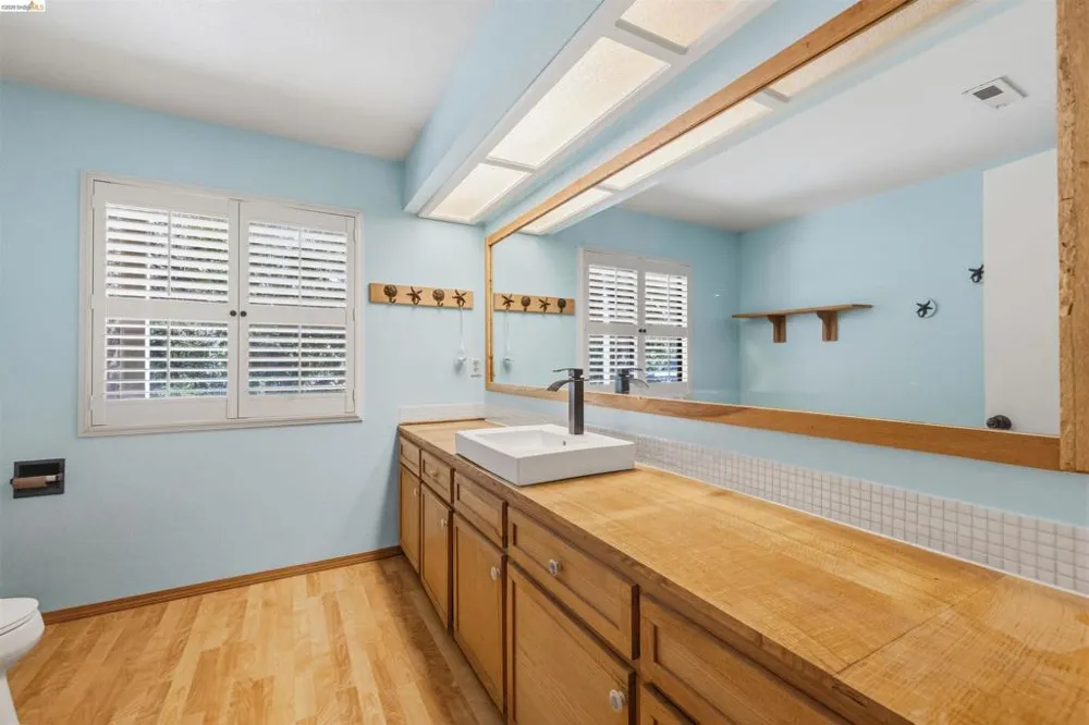 21478 Paseo De Los Portales Sonora, CA 95370
