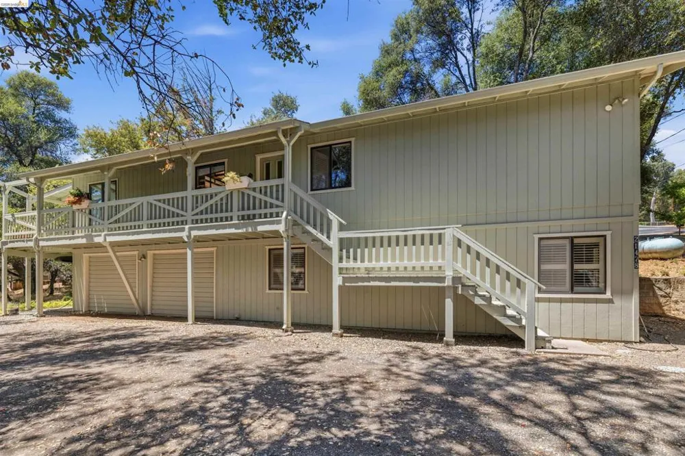 21478 Paseo De Los Portales Sonora, CA 95370