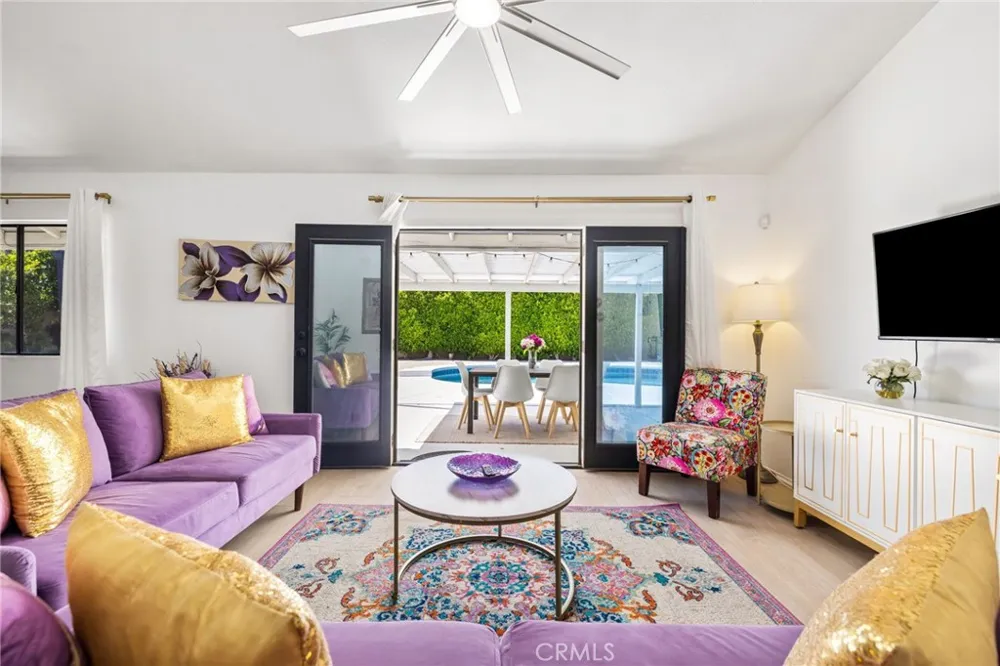 1489 E Francis Drive Palm Springs, CA 92262