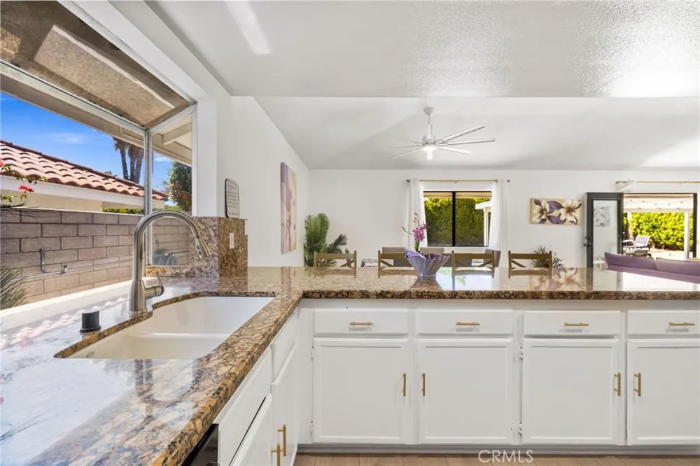 1489 E Francis Drive Palm Springs, CA 92262
