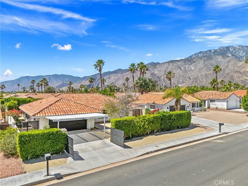 1489 E Francis Drive Palm Springs, CA 92262