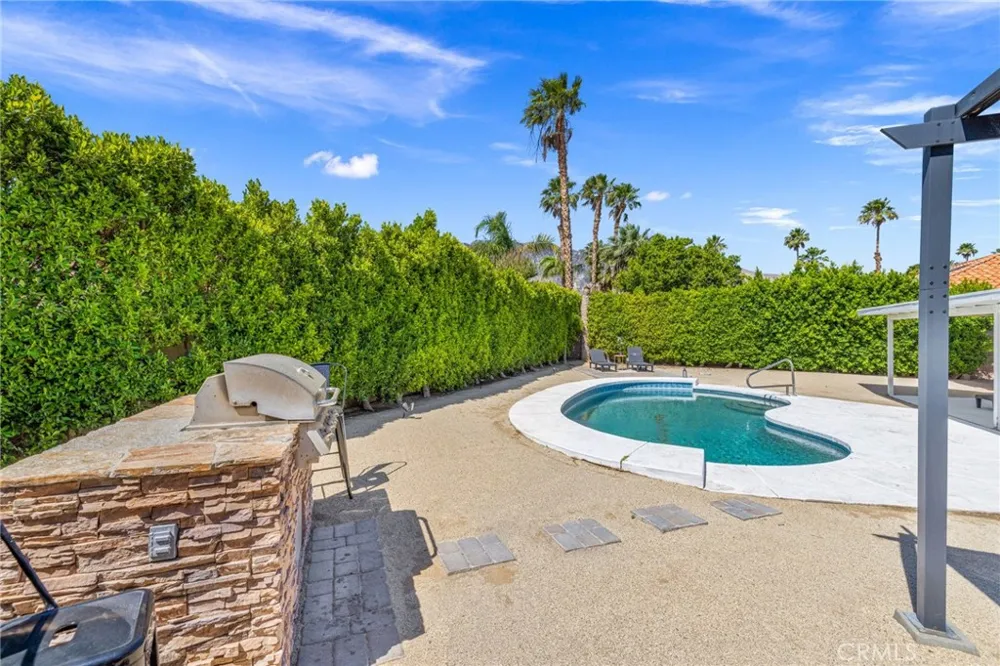 1489 E Francis Drive Palm Springs, CA 92262