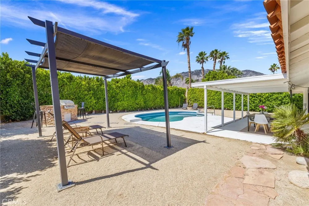1489 E Francis Drive Palm Springs, CA 92262