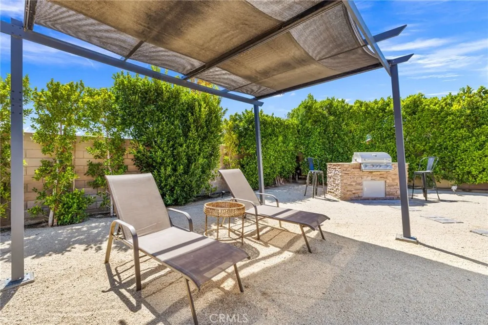 1489 E Francis Drive Palm Springs, CA 92262