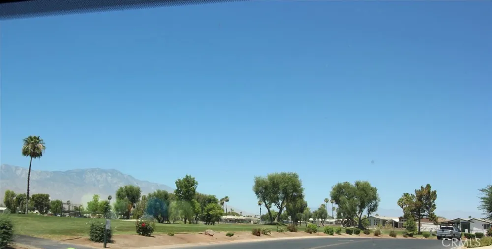 39105 Manzanita Drive Palm Desert, CA 92260