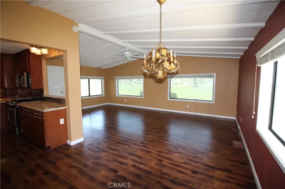 39105 Manzanita Drive Palm Desert, CA 92260