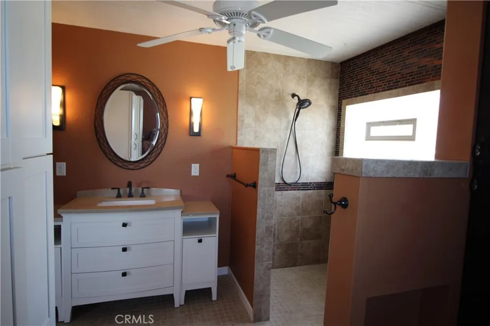 39105 Manzanita Drive Palm Desert, CA 92260
