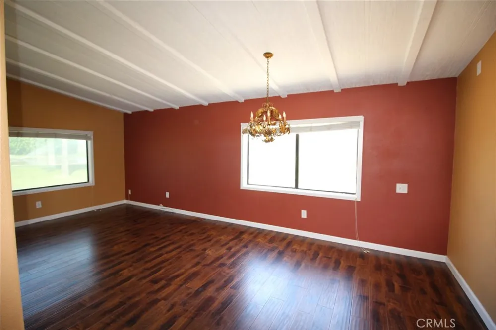39105 Manzanita Drive Palm Desert, CA 92260