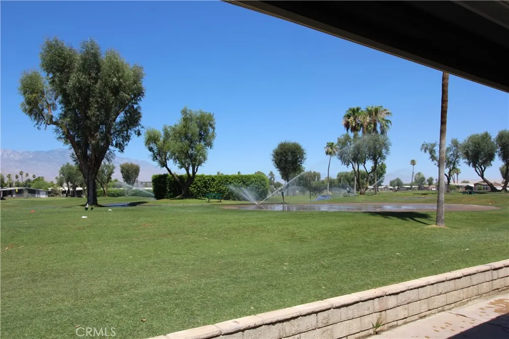 39105 Manzanita Drive Palm Desert, CA 92260