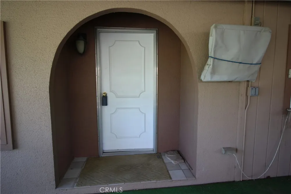 39105 Manzanita Drive Palm Desert, CA 92260