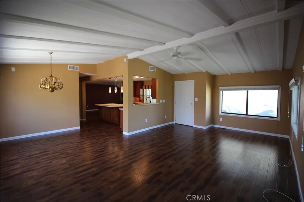 39105 Manzanita Drive Palm Desert, CA 92260