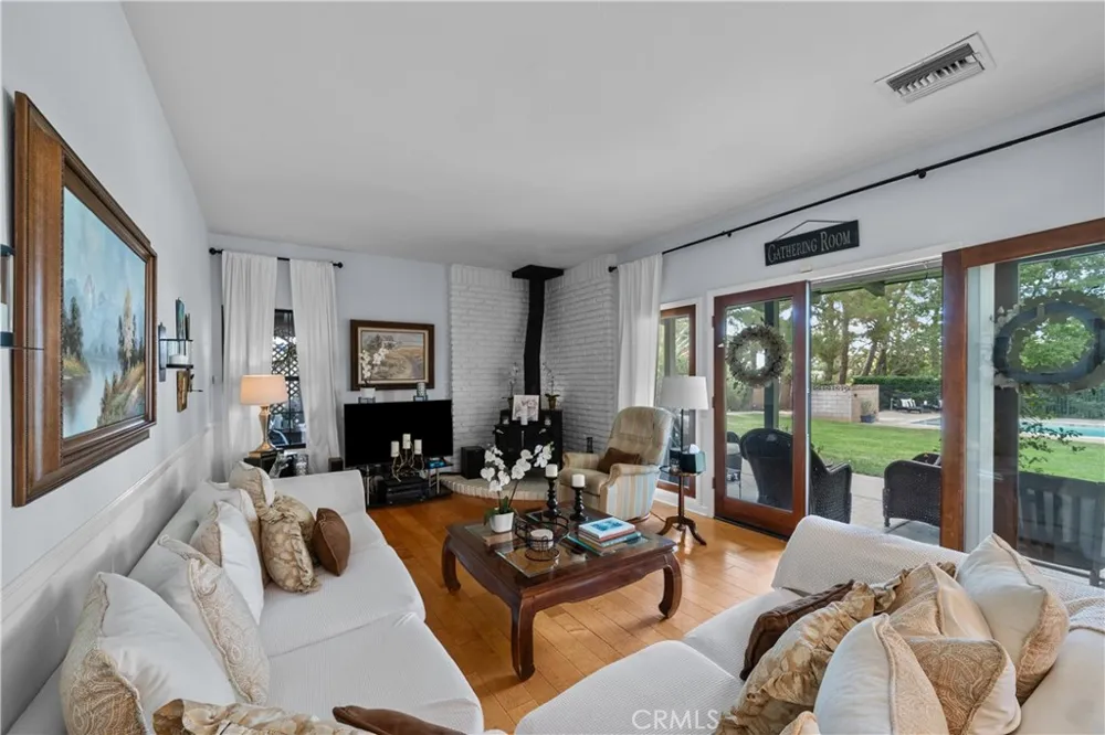 4721 W Avenue M14 Quartz Hill, CA 93536