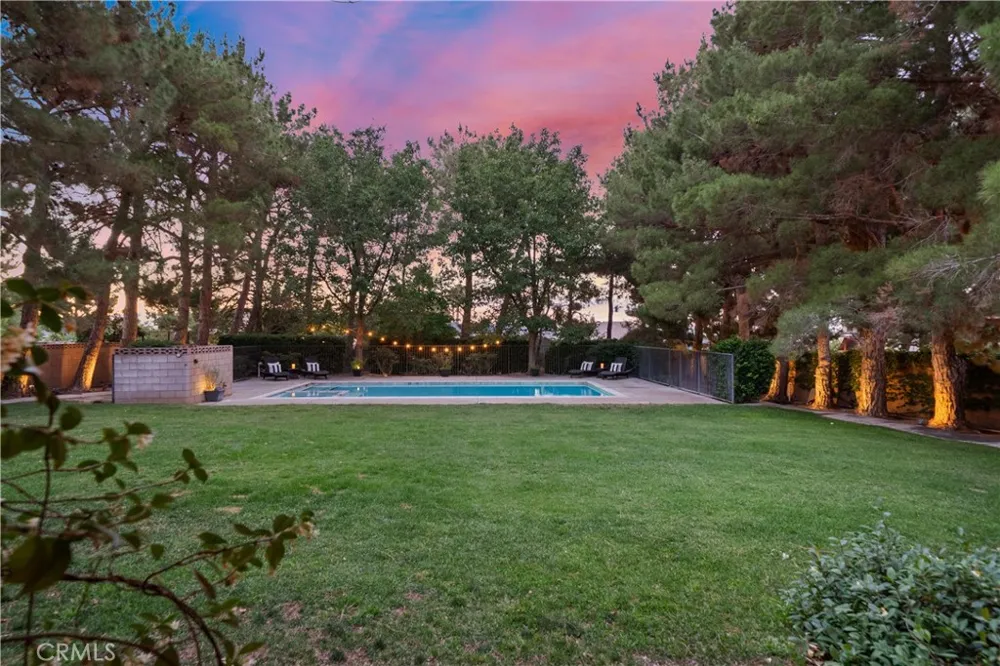 4721 W Avenue M14 Quartz Hill, CA 93536