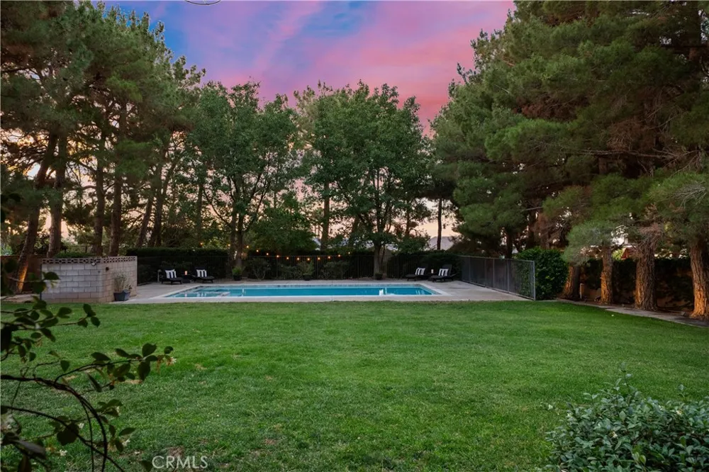 4721 W Avenue M14 Quartz Hill, CA 93536