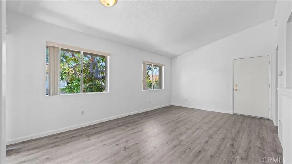 3651 Country Oaks Loop #D Ontario, CA 91761