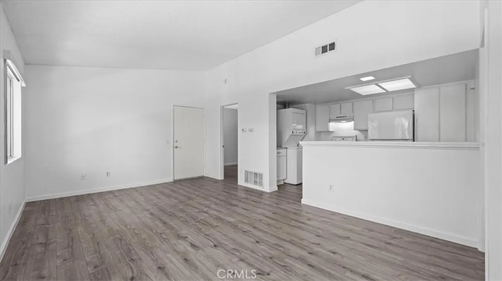 3651 Country Oaks Loop #D Ontario, CA 91761