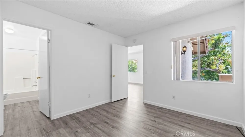 3651 Country Oaks Loop #D Ontario, CA 91761