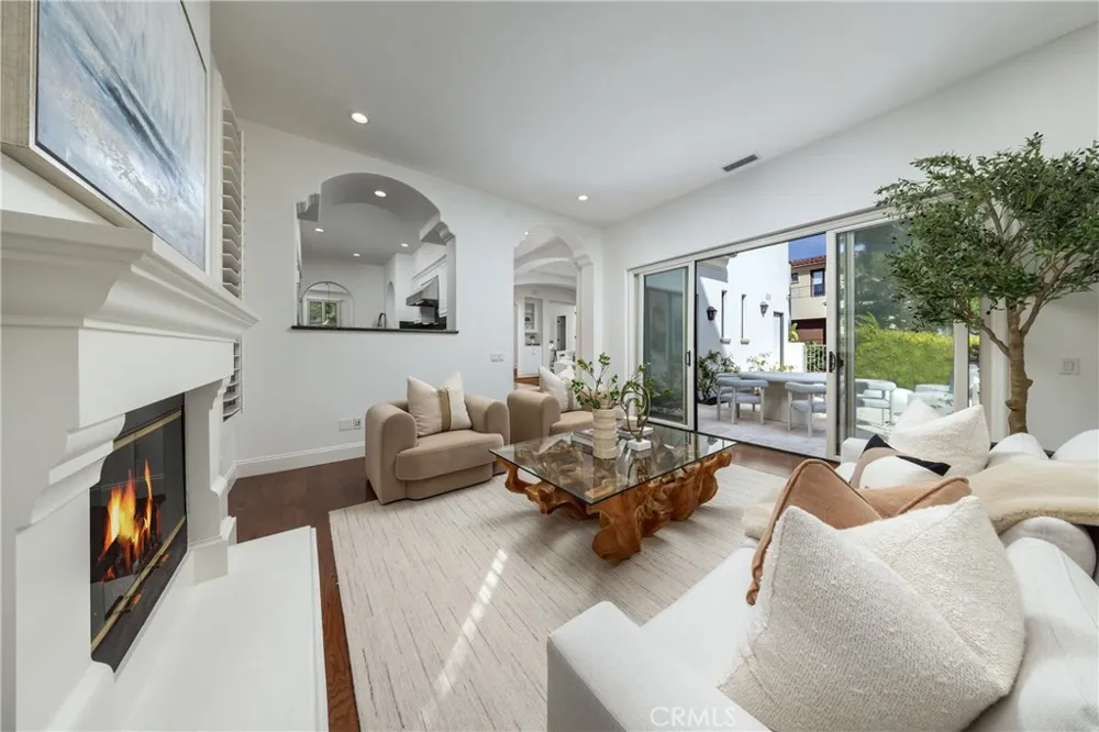 110 Sidney Bay Newport Coast, CA 92657
