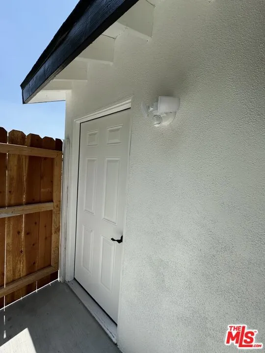 19459 Keswick Street Reseda, CA 91335