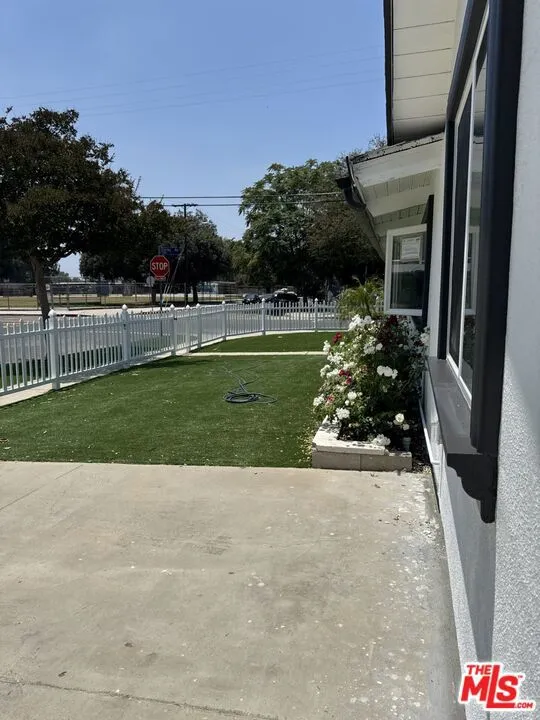 19459 Keswick Street Reseda, CA 91335