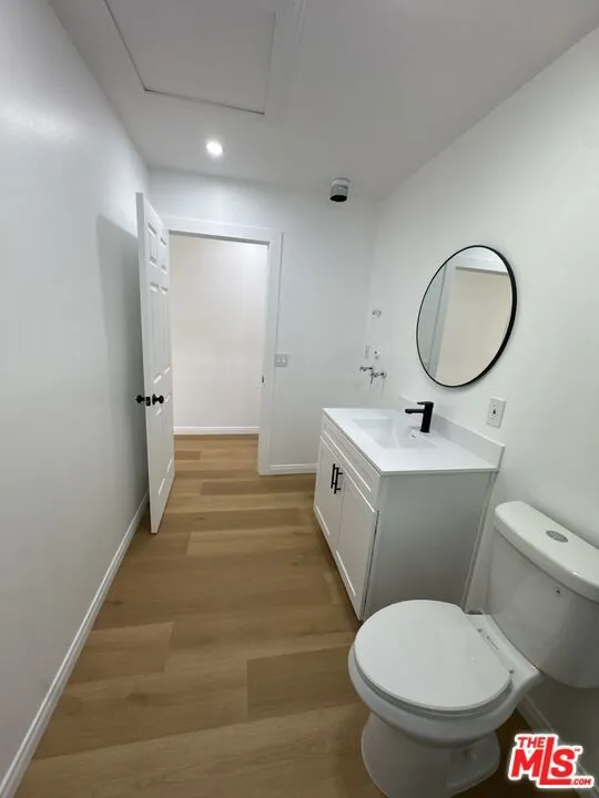 19459 Keswick Street Reseda, CA 91335