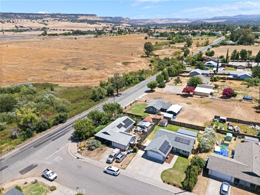 9 Coarse Gold Road Oroville, CA 95965