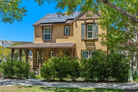 12 Globe Lane