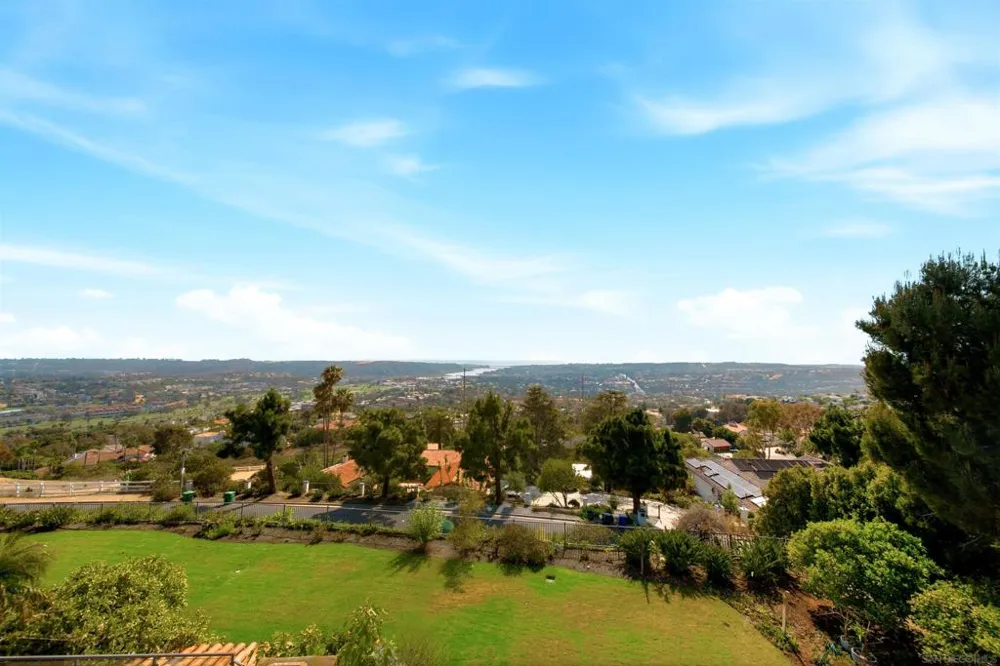7149 Obelisco Cir Carlsbad, CA 92009