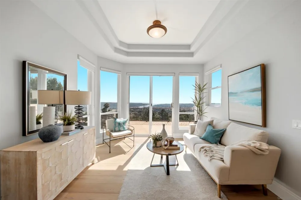 7149 Obelisco Cir Carlsbad, CA 92009