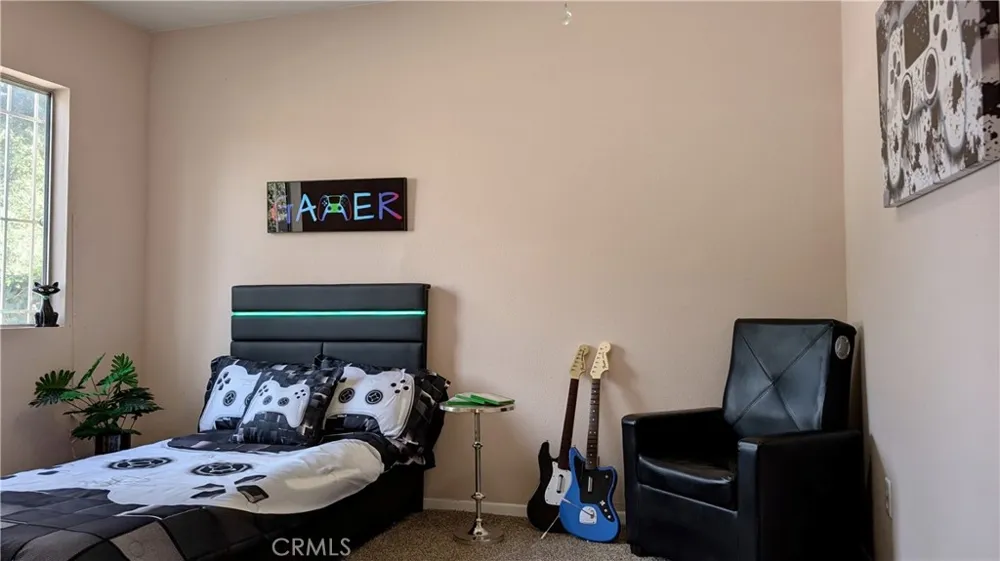 3854 Arlington Avenue Los Angeles, CA 90008