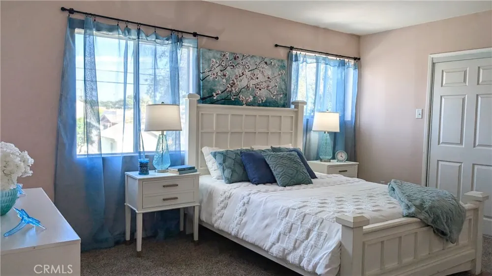 3854 Arlington Avenue Los Angeles, CA 90008