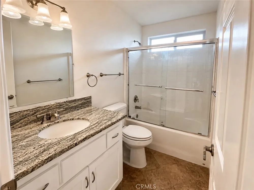 30881 Pawnee Lucerne Valley, CA 92356