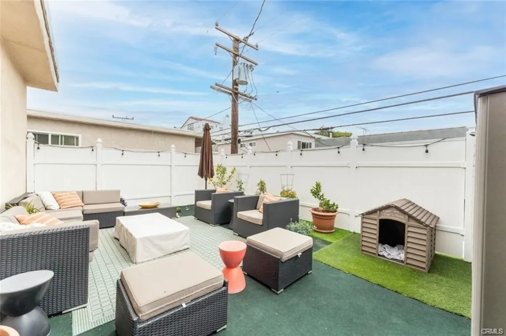 943 19th Santa Monica, CA 90403