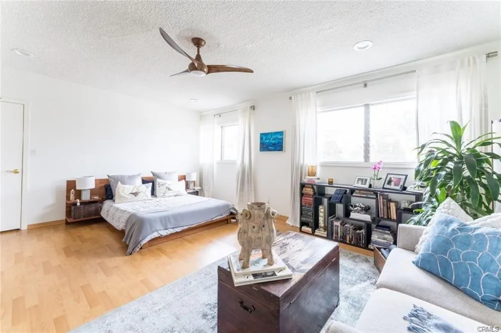 943 19th Santa Monica, CA 90403
