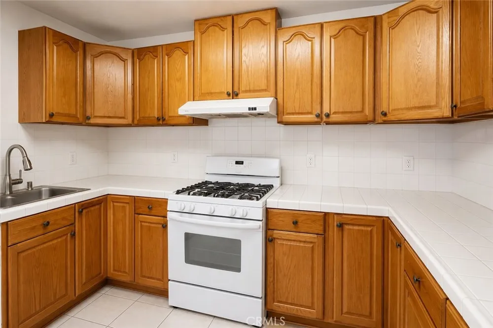 14902 Purdy Midway City, CA 92655