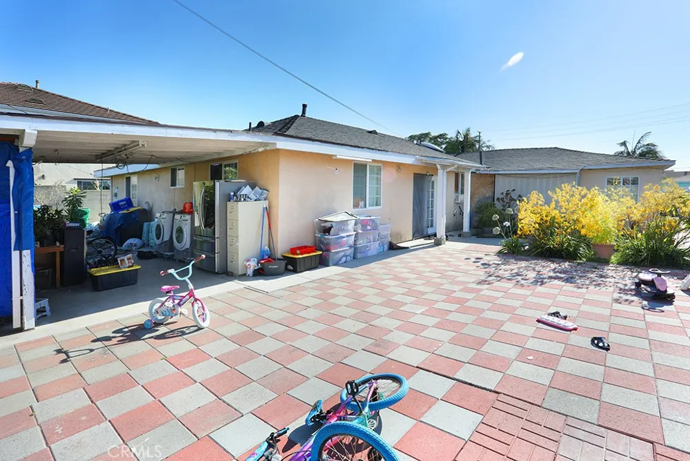 14902 Purdy Midway City, CA 92655