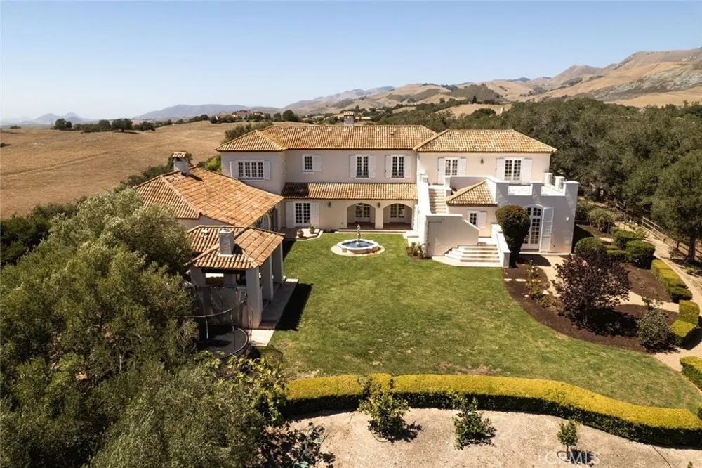 2520 Nightshade Place Arroyo Grande, CA 93420