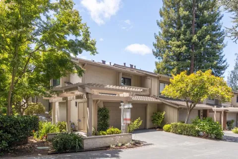 546 Sand Hill Circle