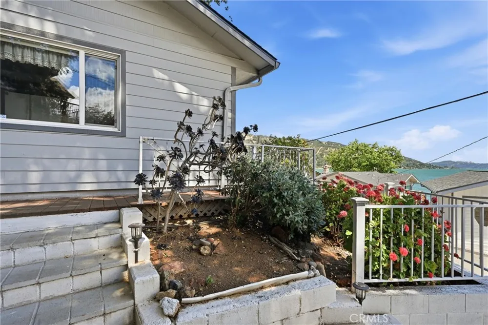 7926 Richard Drive Lucerne, CA 95458